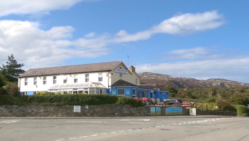 Boathouse Hotel Holyhead Extérieur photo