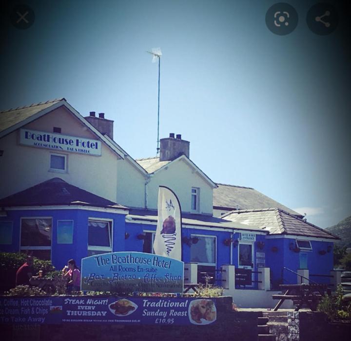 Boathouse Hotel Holyhead Extérieur photo